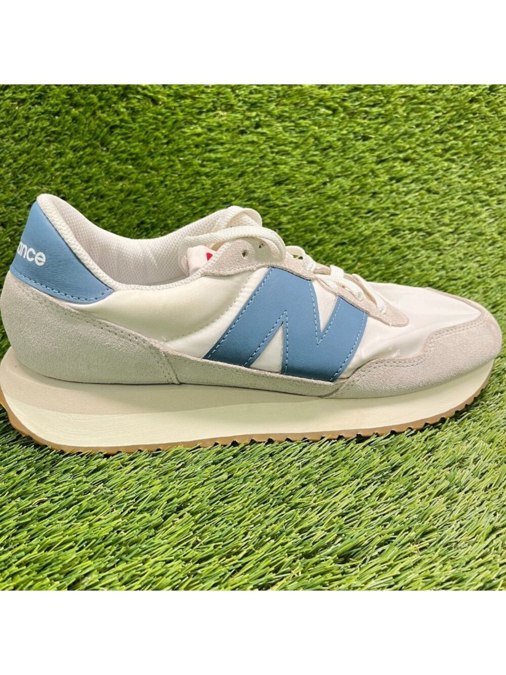 New Balance 237 Mens Size 11 White Blue Athletic Running Walking Shoes Sneakers